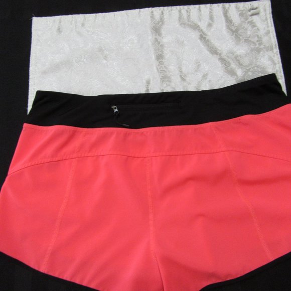 Ladies shorts Size Possibly Large Garage As Is - Picture 7 of 8